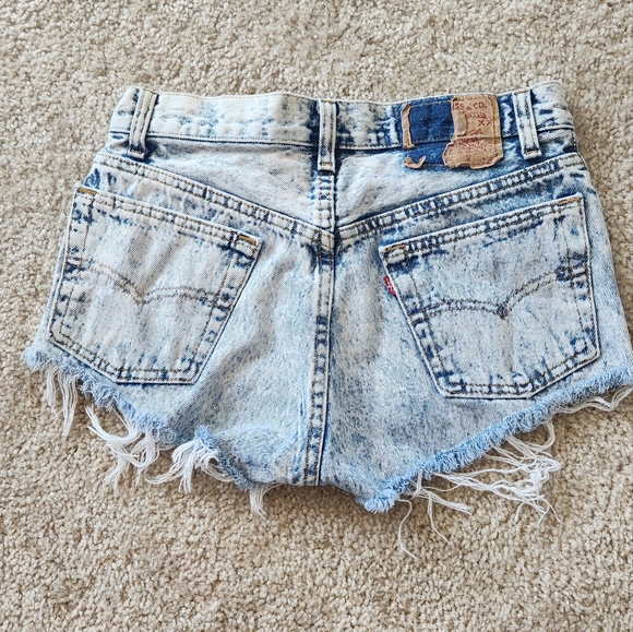 Levi's Jean shorts size 25 - Picture 2 of 5